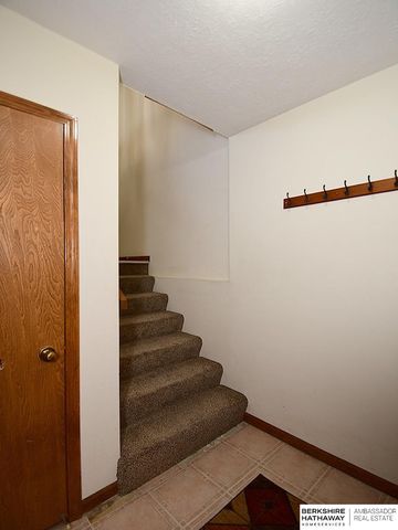 6509 S 108th Avenue, Omaha, NE 68137