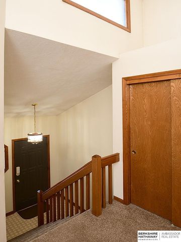 6509 S 108th Avenue, Omaha, NE 68137