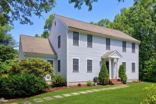 2 Harpers Hollow, East Sandwich, MA 02537