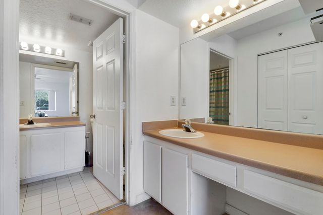 181 SW Palm Dr Apt 103, Port St Lucie, FL 34986