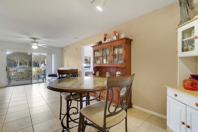 181 SW Palm Dr Apt 103, Port St Lucie, FL 34986