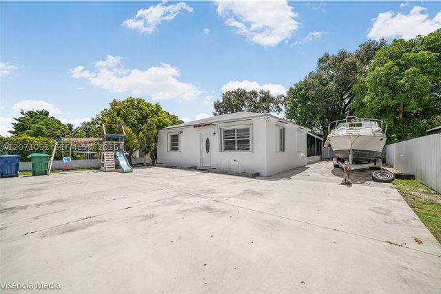 1442 NW 113th Ter, Miami, FL 33167