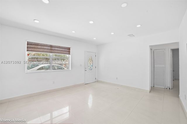 1442 NW 113th Ter, Miami, FL 33167