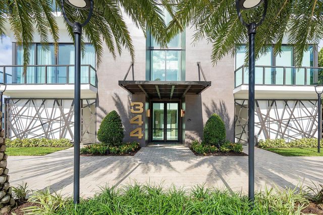 344 Venetian Drive 101, Delray Beach, FL 33483