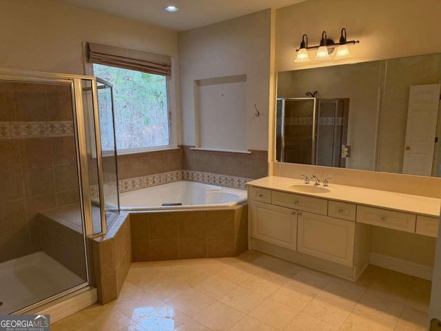 1303 Creekside Place SE, Smyrna, GA 30082