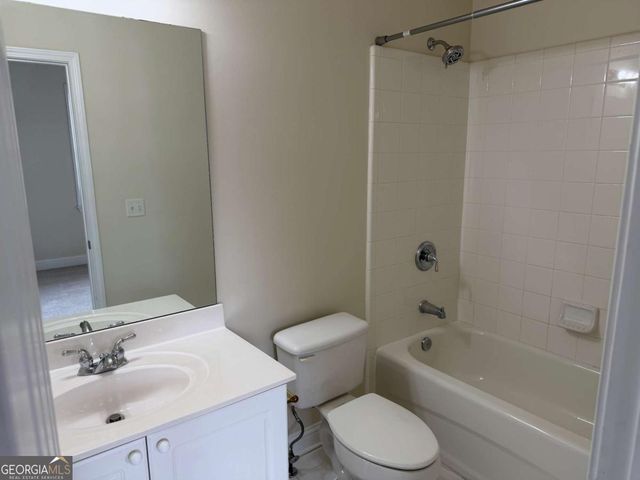 1303 Creekside Place SE, Smyrna, GA 30082