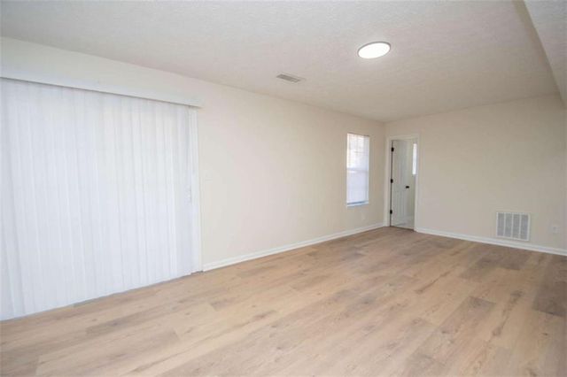 2975 Sandy Circle, Riverdale, GA 30296