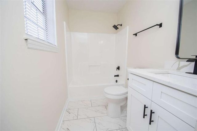 2975 Sandy Circle, Riverdale, GA 30296