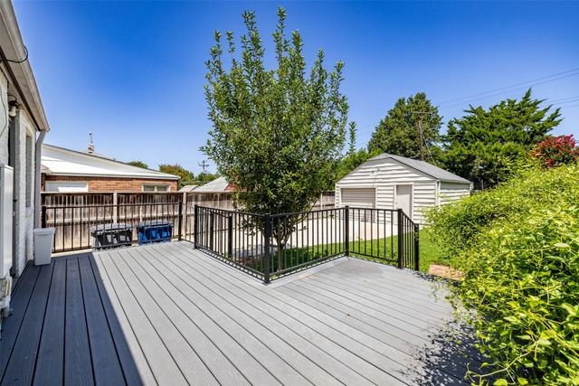 2711 E 14th Street, Tulsa, OK 74104