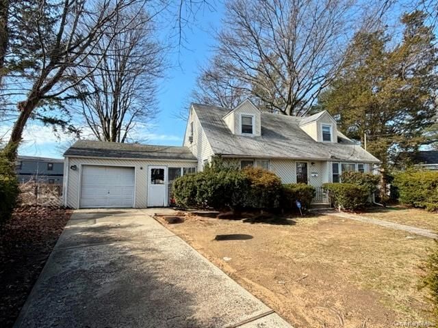 495 Rose Avenue, West Hempstead, NY 11552