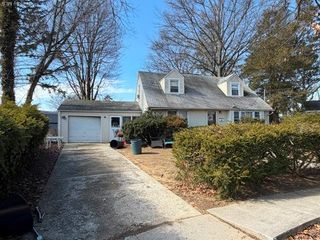 495 Rose Avenue, West Hempstead, NY 11552
