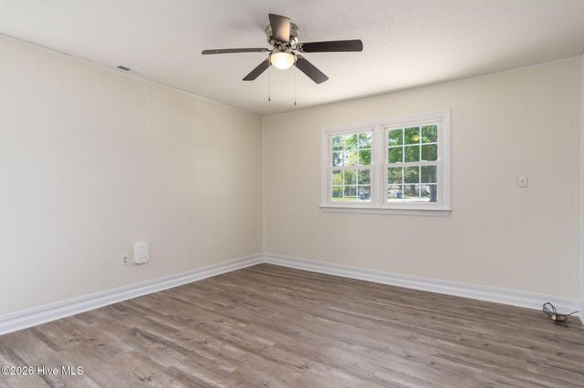 1008 Brynn Marr Road, Jacksonville, NC 28546