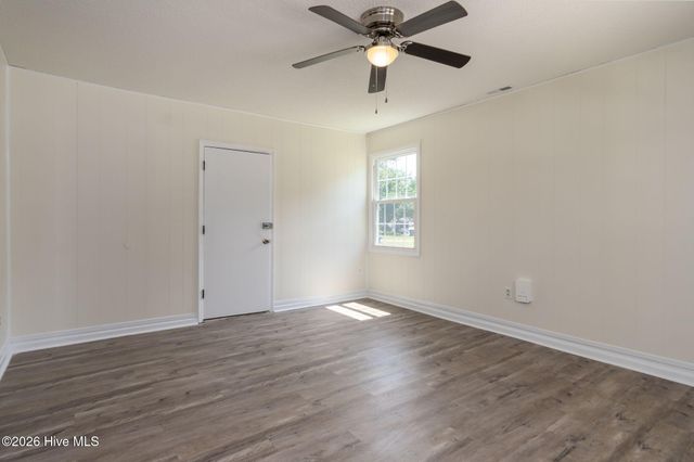 1008 Brynn Marr Road, Jacksonville, NC 28546