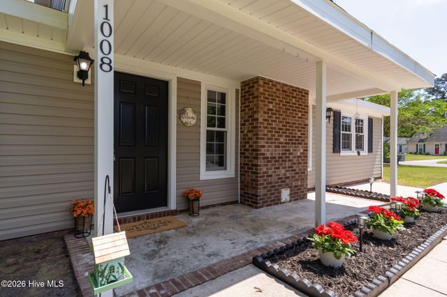 1008 Brynn Marr Road, Jacksonville, NC 28546