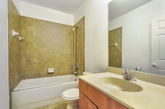 1969 Alamanda Way 1969, Riviera Beach, FL 33404