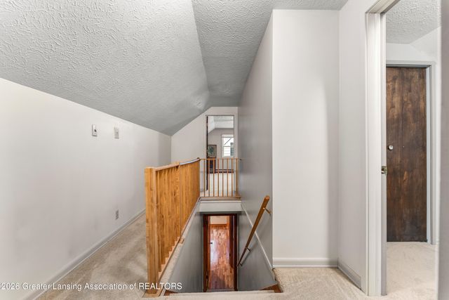 2625 Lasalle Gardens, Lansing, MI 48912