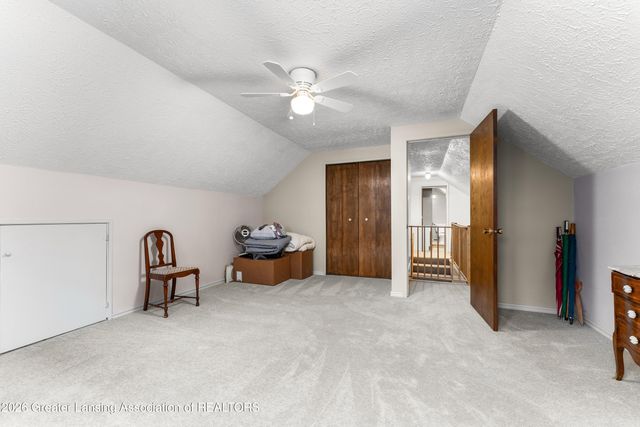 2625 Lasalle Gardens, Lansing, MI 48912