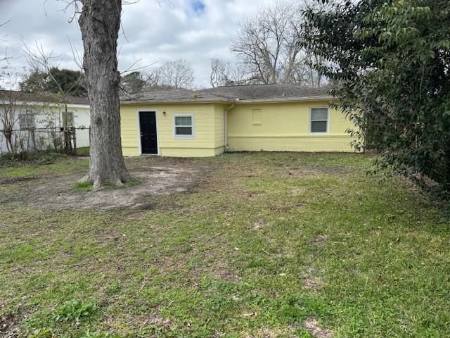 1015 N Roosevelt Street, La Marque, TX 77568