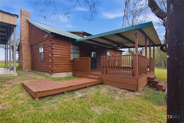 1967 Fleming Prairie Road, Victoria, TX 77905