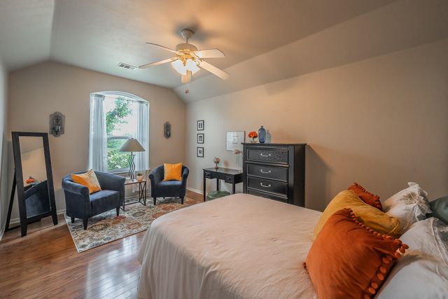 5517 Seabury Drive, Fort Worth, TX 76137