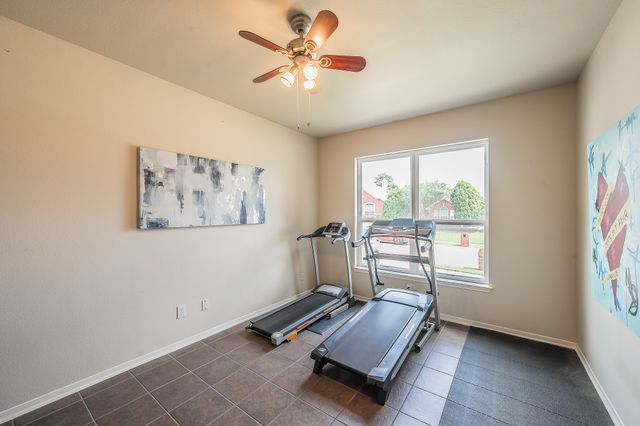 5517 Seabury Drive, Fort Worth, TX 76137