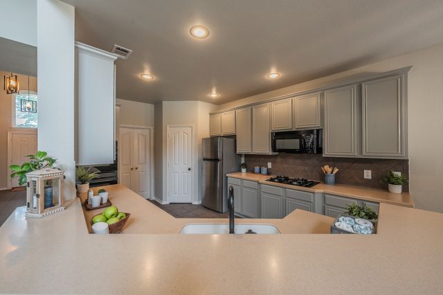 5517 Seabury Drive, Fort Worth, TX 76137
