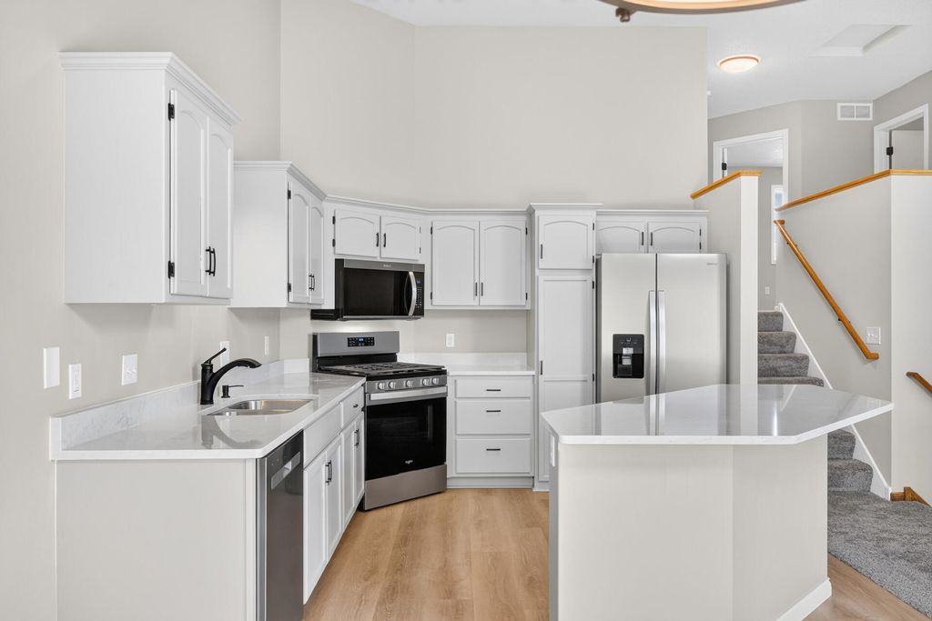 22413 Evergreen Circle, Forest Lake, MN 55025 — photo 5