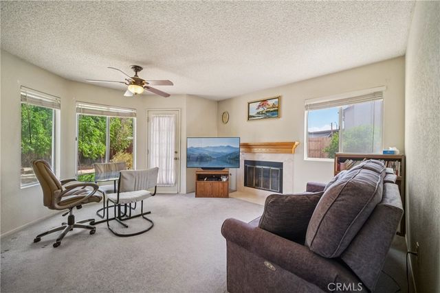 2633 E Avenue Q15, Palmdale, CA 93550