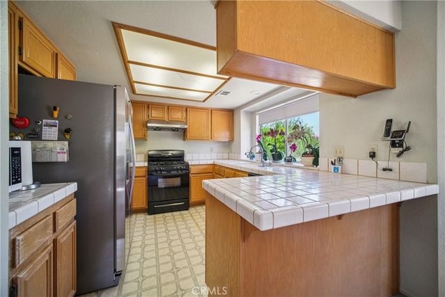 2633 E Avenue Q15, Palmdale, CA 93550