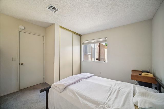 2633 E Avenue Q15, Palmdale, CA 93550