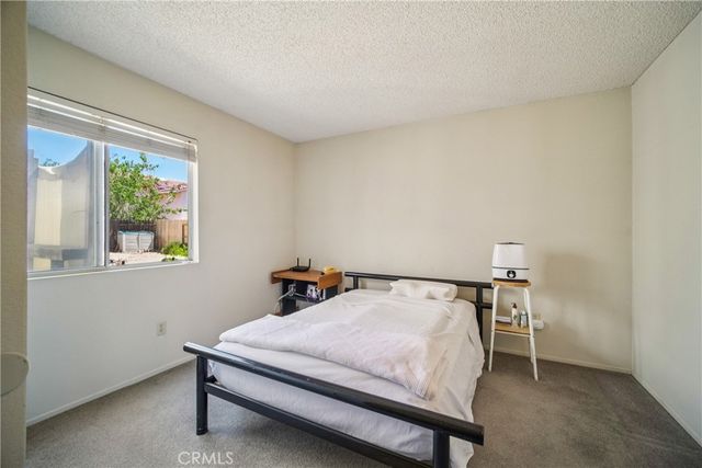2633 E Avenue Q15, Palmdale, CA 93550