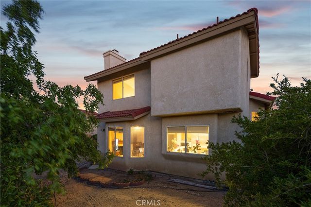 2633 E Avenue Q15, Palmdale, CA 93550