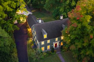 44 Andover St, North Andover, MA 01845