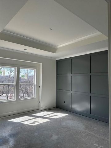 13755 NW 70th Street, Parkville, MO 64152