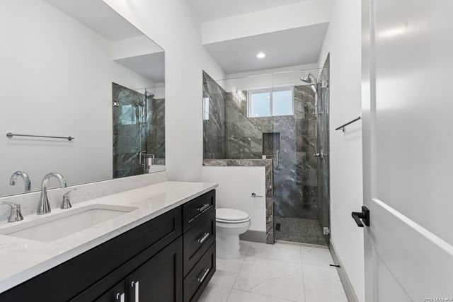5226 BREEZE WAY, San Antonio, TX 78249