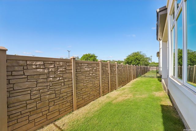 5226 BREEZE WAY, San Antonio, TX 78249
