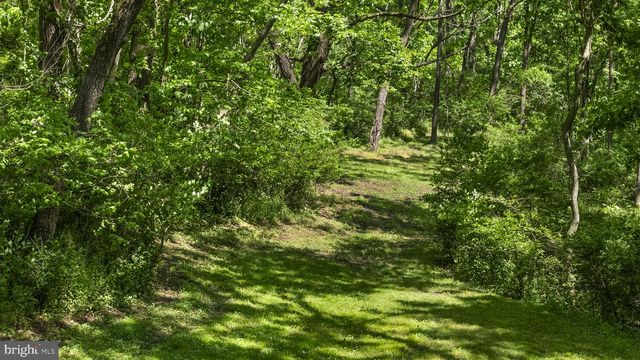 111 GARFIELD RD, Mohrsville, PA 19541
