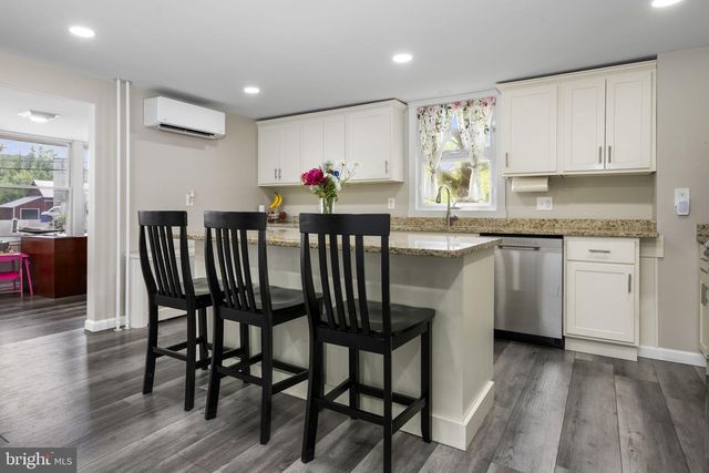 111 GARFIELD RD, Mohrsville, PA 19541