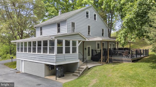 111 GARFIELD RD, Mohrsville, PA 19541