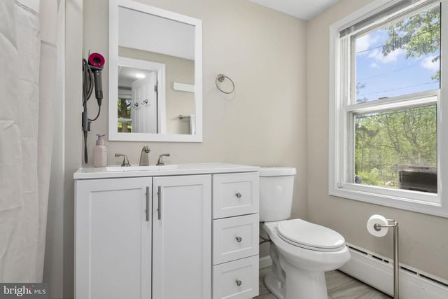 111 GARFIELD RD, Mohrsville, PA 19541