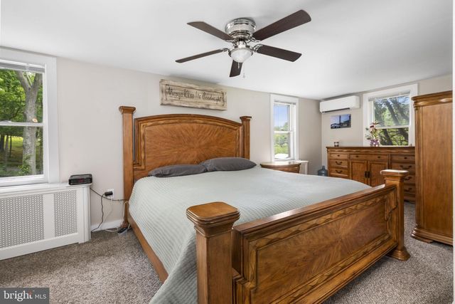 111 GARFIELD RD, Mohrsville, PA 19541