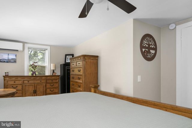 111 GARFIELD RD, Mohrsville, PA 19541