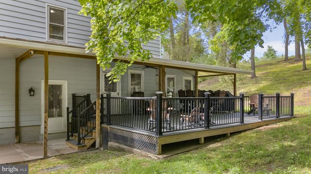 111 GARFIELD RD, Mohrsville, PA 19541