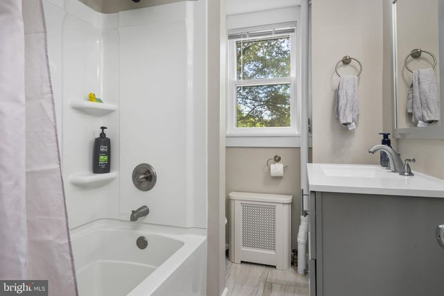 111 GARFIELD RD, Mohrsville, PA 19541