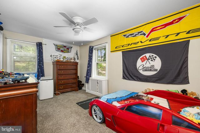 111 GARFIELD RD, Mohrsville, PA 19541