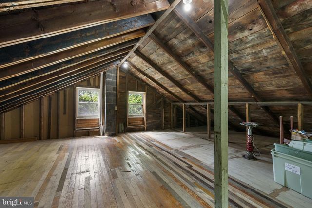 111 GARFIELD RD, Mohrsville, PA 19541