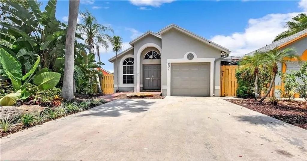 607 SW 15th Street, Fort Lauderdale, FL 33315
