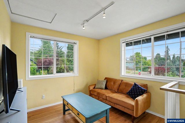 3204 NW Grant Av, Corvallis, OR 97330