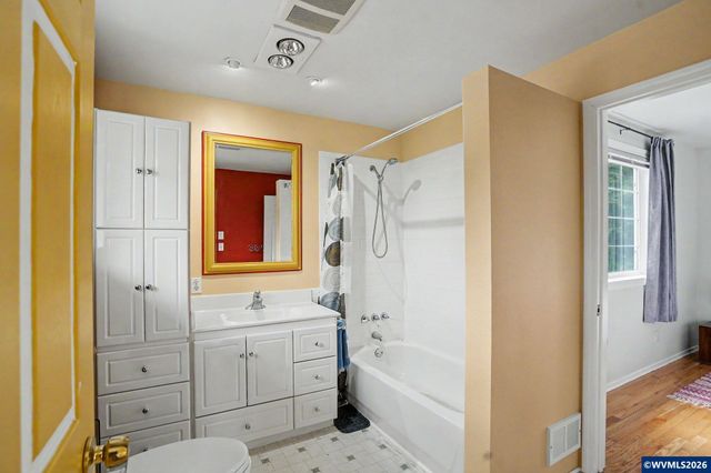 3204 NW Grant Av, Corvallis, OR 97330
