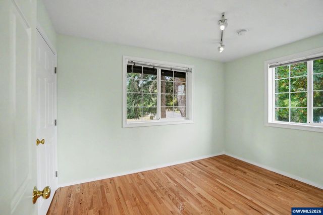 3204 NW Grant Av, Corvallis, OR 97330